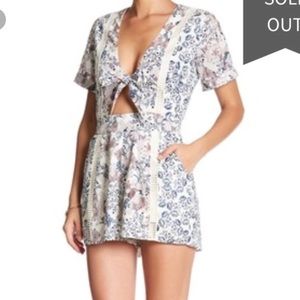 Tularosa Rowley Romper Size S - New Condition